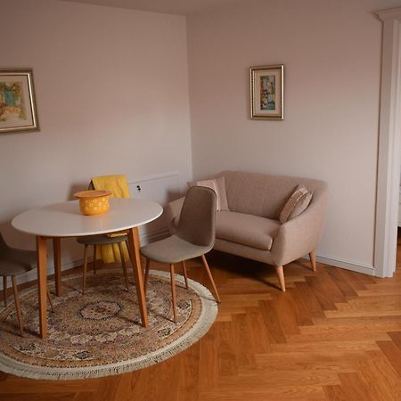 Augsburg Apart Piatra Neamţ Buitenkant foto